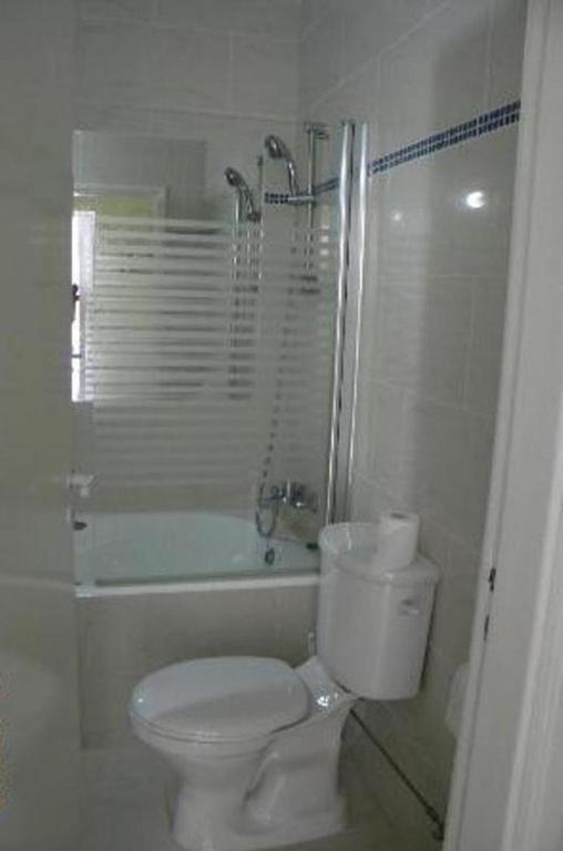 Paphinia Seaview Apartments Paphos Room photo